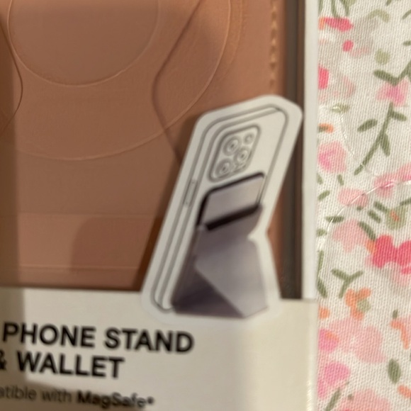 New MOFT snap phone stand and wallet - Picture 4 of 4